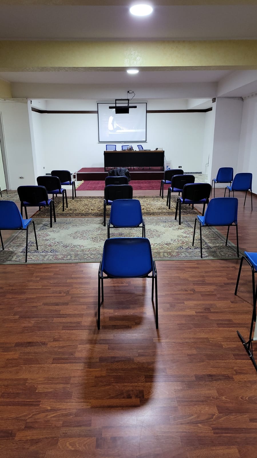 Ulteriore veduta della sala convegni