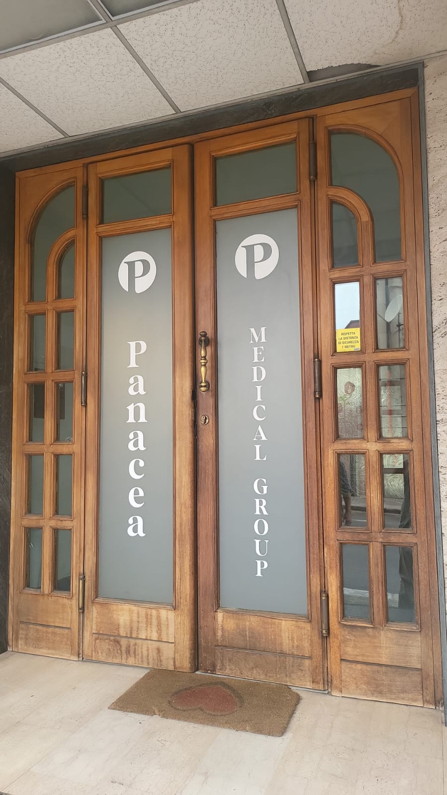 Ingresso del poliambulatorio Panacea